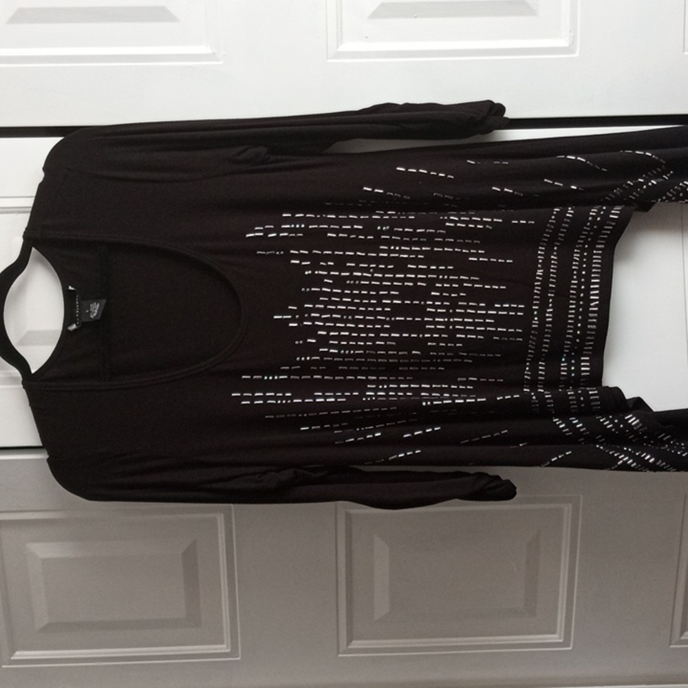 Women's long sleeve black top with beads